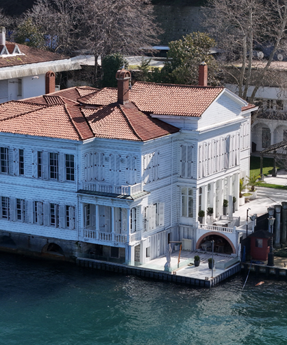 Kurtlar Vadisi’nde konseyin toplandığı yalı satılığa çıktı: Fiyatı belli oldu!