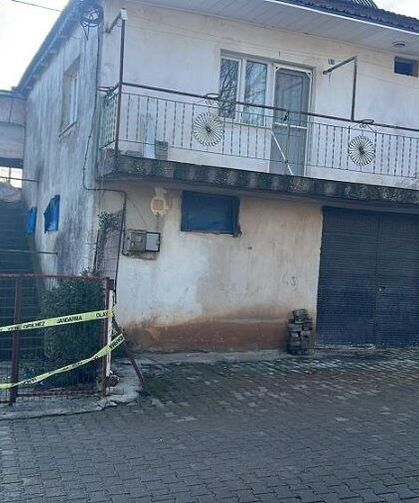 Aile katliamı: Eşine ve ailesine saldırdı!