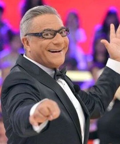 Mehmet Ali Erbil: “Peygamber soyundan geliyorum!”