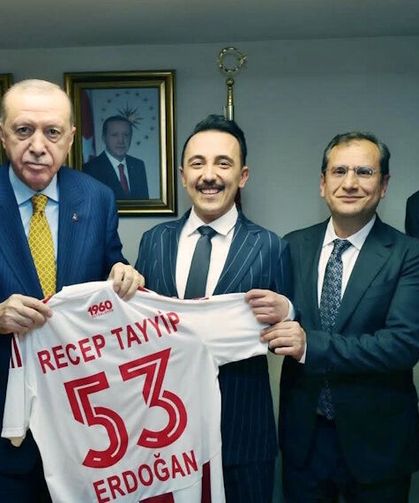 Batman Petrolspor heyeti Erdoğan’ı ziyaret etti