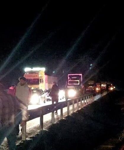 Erzurum'da zincirleme kazası: Ölü ve yaralı var