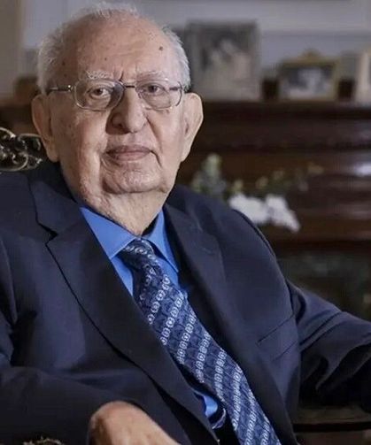 Eski TBMM Başkanı Hüsamettin Cindoruk hayatını kaybetti