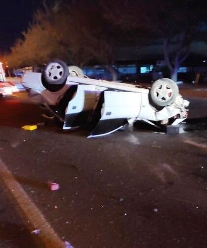 Şanlıurfa'da otomobiller çarpıştı: Ölü ve çok sayıda yaralı var