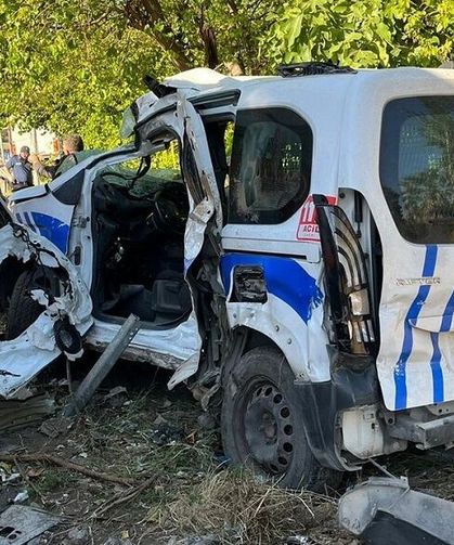 TIR 10 araca çarptı: Çok sayıda ölü ve yaralı var!