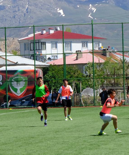Amedspor'a Van’da yoğun ilgi: Yüzlerce sporcu katıldı!