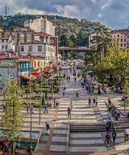 Trabzon’da Amedspor forması giyen bir kadına saldırı!