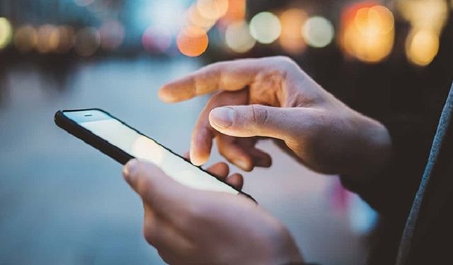 Bir döneme damga vurmuştu: O telefon markası geri dönüyor!