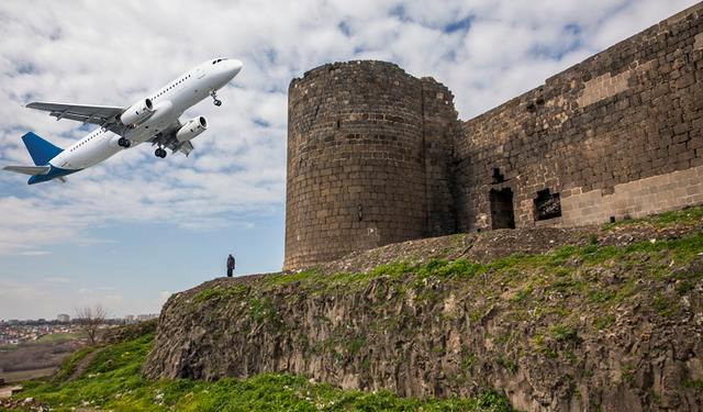 Diyarbakır’da uçak biletleri zamlandı! Tatil planları suya düştü