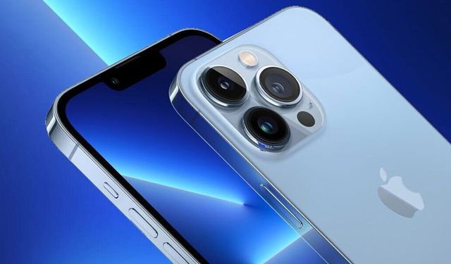 Katlanabilir iPhone piyasaya çıkıyor: Tarih verildi, işte detaylar