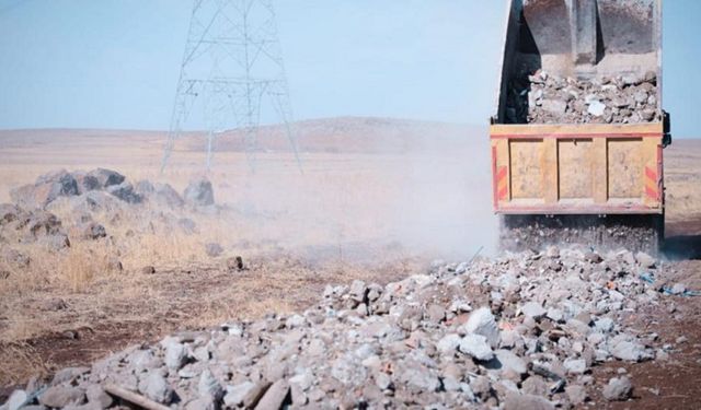 Diyarbakır’da yol bakım çalışması