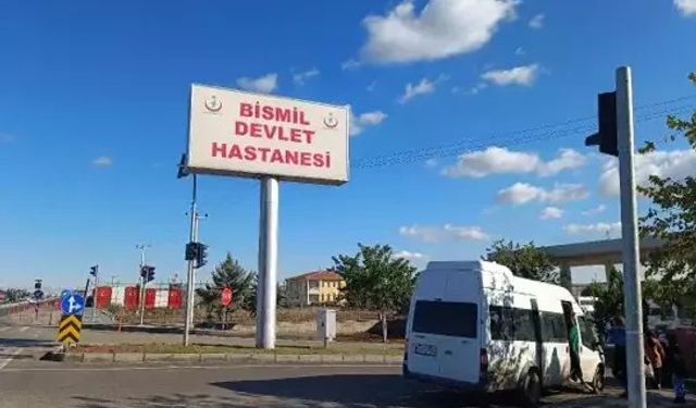 Diyarbakır’da bir öğrenci öğretmenini bıçakladı