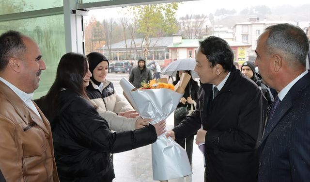 Japonya Bingöl’e destek verip ziyaret etti