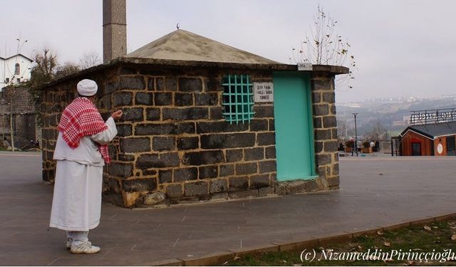 Diyarbakır’daki türbenin kapısı aylardır kilitli!