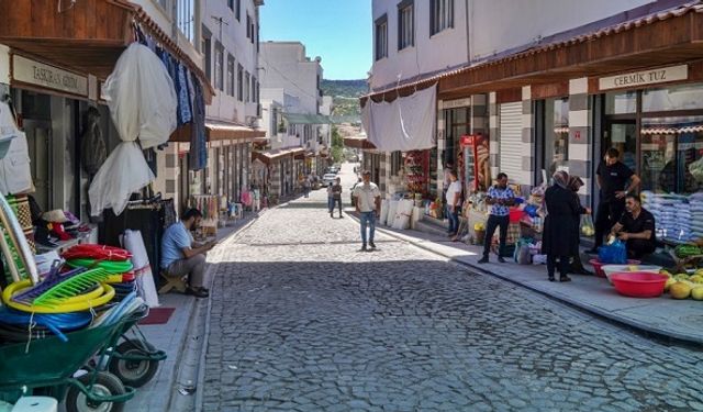 Diyarbakır’da kaymakam duyurdu: Muhtar vefat etti!