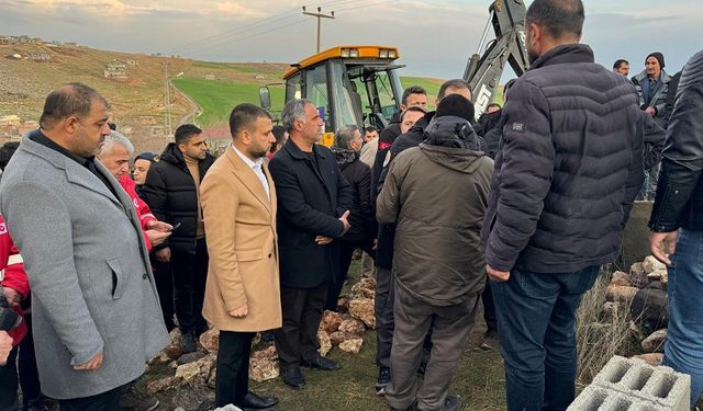 Diyarbakır'da patlamada ölen işçi toprağa verildi