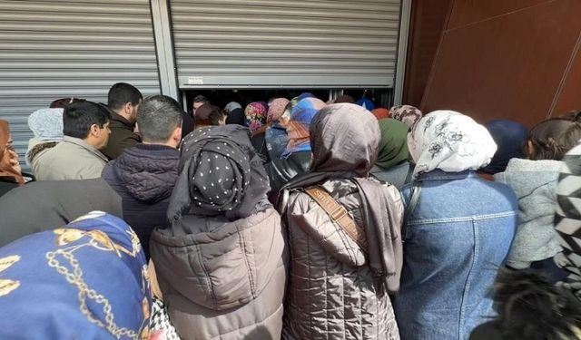 Diyarbakır’da 200 lira izdihamı! Kepenkler açılmadan daldılar