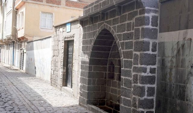 Diyarbakır’da tarihi çeşmelerden yeniden su akıyor
