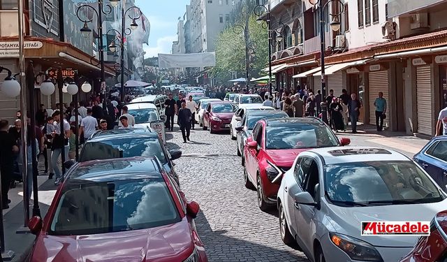 Diyarbakır'da araç sayısı artıyor! İstanbul trafiğini aratmıyor