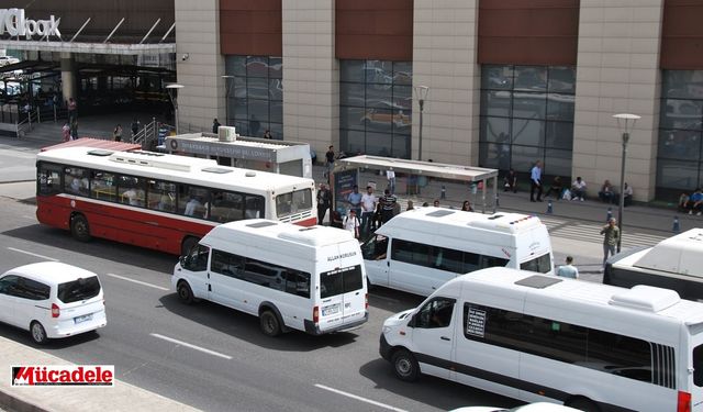 Diyarbakır’ın en kalabalık durağında trafik sorunu!