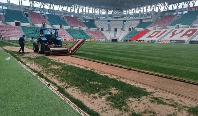Diyarbakır Stadyumu'na ilk kazma vuruldu: Biteceği tarih belli oldu!