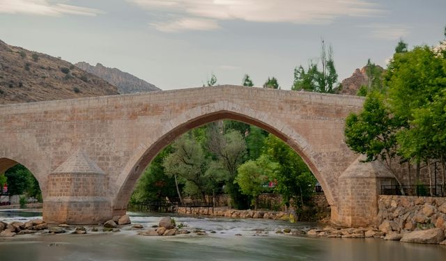 Diyarbakır'da hükümdarın kızı tarafından inşa edilen köprü