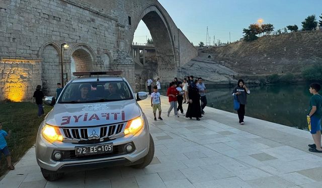Diyarbakır Silvan’da baraj yükseldi, mahsur kaldılar