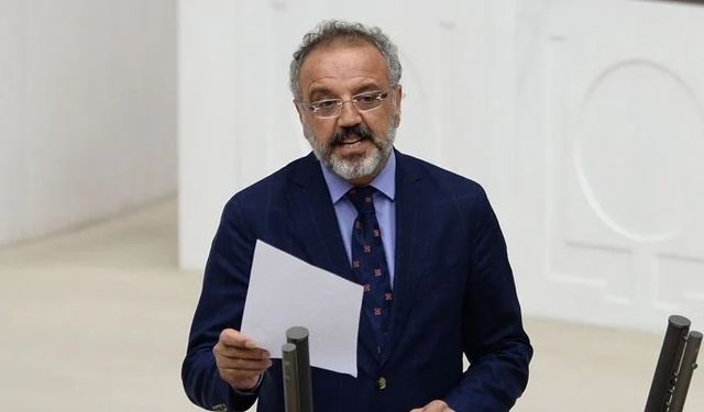 POLİTİKA
