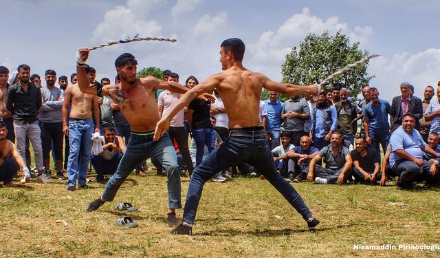 Diyarbakır’da ‘kırbaçlı’ gelenek: 1 hafta uyuyamıyorlar!