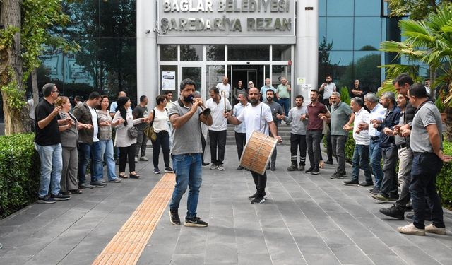 Bağlar Belediyesi'nde müjdeyi duyan halaya durdu!