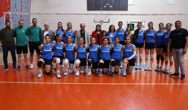 Diyarbakır Büyükşehir’den kadın voleybol takımına tam destek!