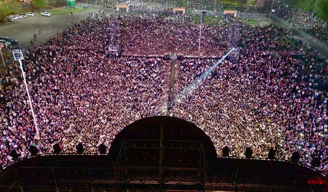 Diyarbakır Kültür Yolu Festivali'nde yağmur engeli kalktı: İşte günün sanatçısı!