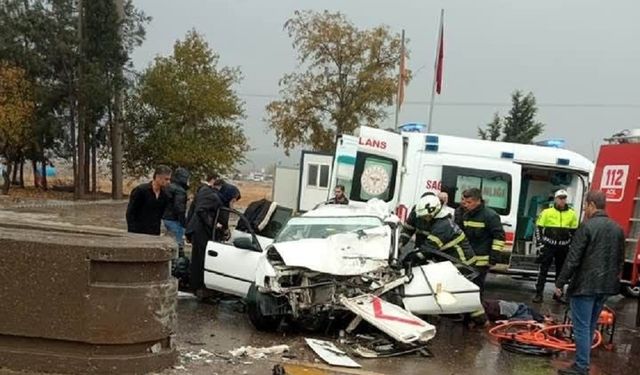 Antep’te trafik kazası! Ölü ve yaralılar var