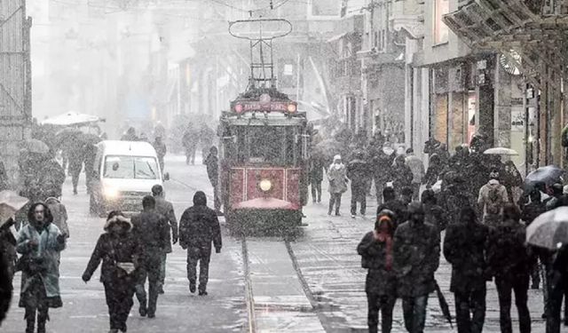 İstanbul Valiliği duyurdu: Kar ve soğuk uyarısı geldi!