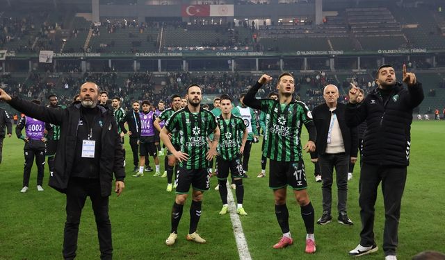 Kocaelispor’un liderliği sürüyor İsmet Taşdemir’in yüzü gülüyor!