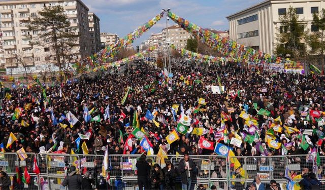 Diyarbakır’daki mitingin detayları belli oldu: Sürpriz isim konuşacak!