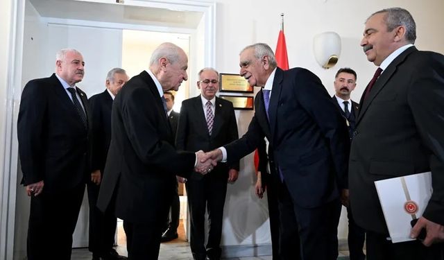 POLİTİKA