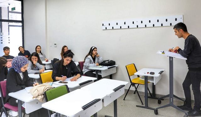 Diyarbakır’da belediyeden ücretsiz dershane: Haftanın 7 günü hizmet