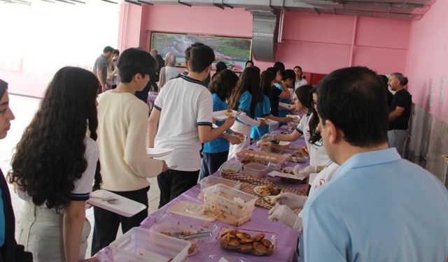 Diyarbakır’da iki liseden ortak etkinlik: Kent geneline yayılıyor