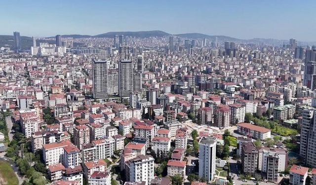 İstanbul'da deprem oldu: AFAD ve Kandilli duyurdu!
