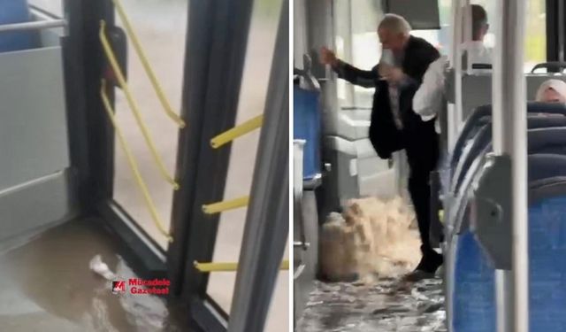 Diyarbakır’da belediye otobüsünü su bastı!