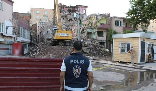 Diyarbakır’da tepki çekmişti: Hasarlı binaya ilişkin açıklama!
