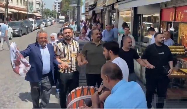 PKK silah bıraktı Diyarbakır’da halay çekildi!
