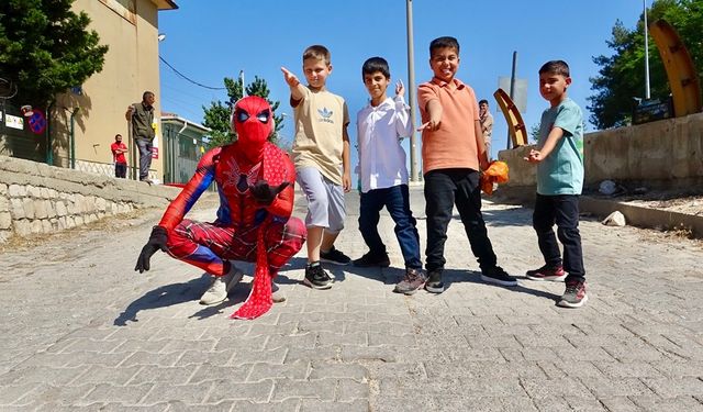 GÜNCEL