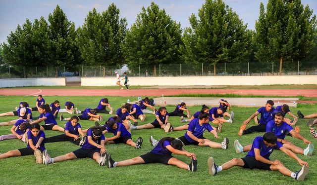 Diyarbakır’da belediye 210 öğrenciye ücretsiz spor kurslarına hazırlıyor