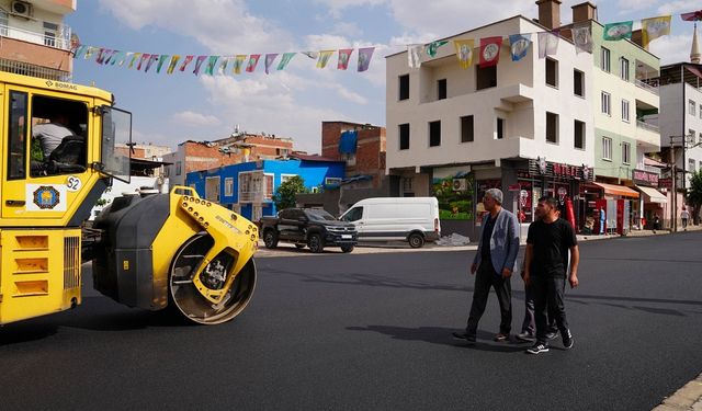 Diyarbakır Bağlar'da bir cadde daha asfaltlanıyor!