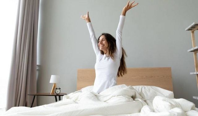 İşte sabahları zinde uyanmak için edinmeniz gereken alışkanlıklar