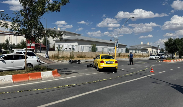 Ağrı'da trafik kazası yaşandı: Karı koca hayatını kaybetti!