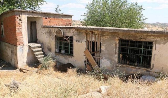 PKK'nın Diyarbakır'da kurulduğu köy görüntülendi