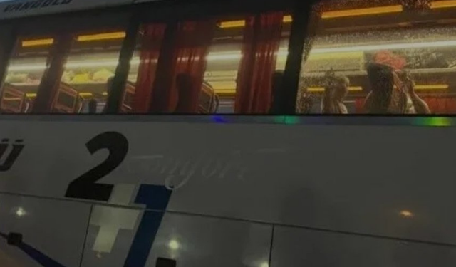 Van otobüsüne saldırı sonrası Elazığ Valisi’nden açıklama geldi!