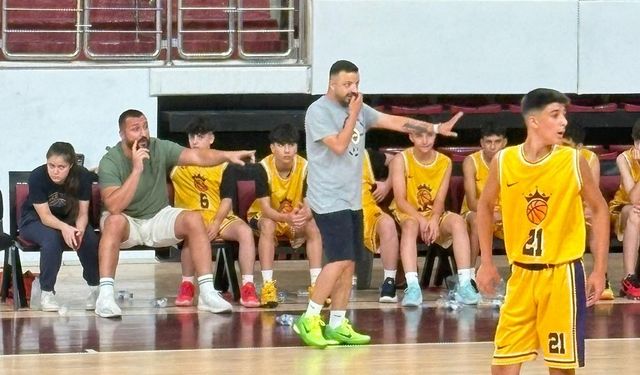 Diyarbakır basketbolda tarih yazdı: ‘Rekortmen Hoca’ başarısı